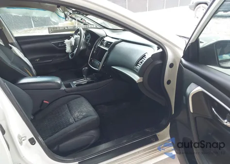 2017 Nissan Altima 2.5 S z USA, uszkodzony, nr VIN 1N4AL3AP8HC241880